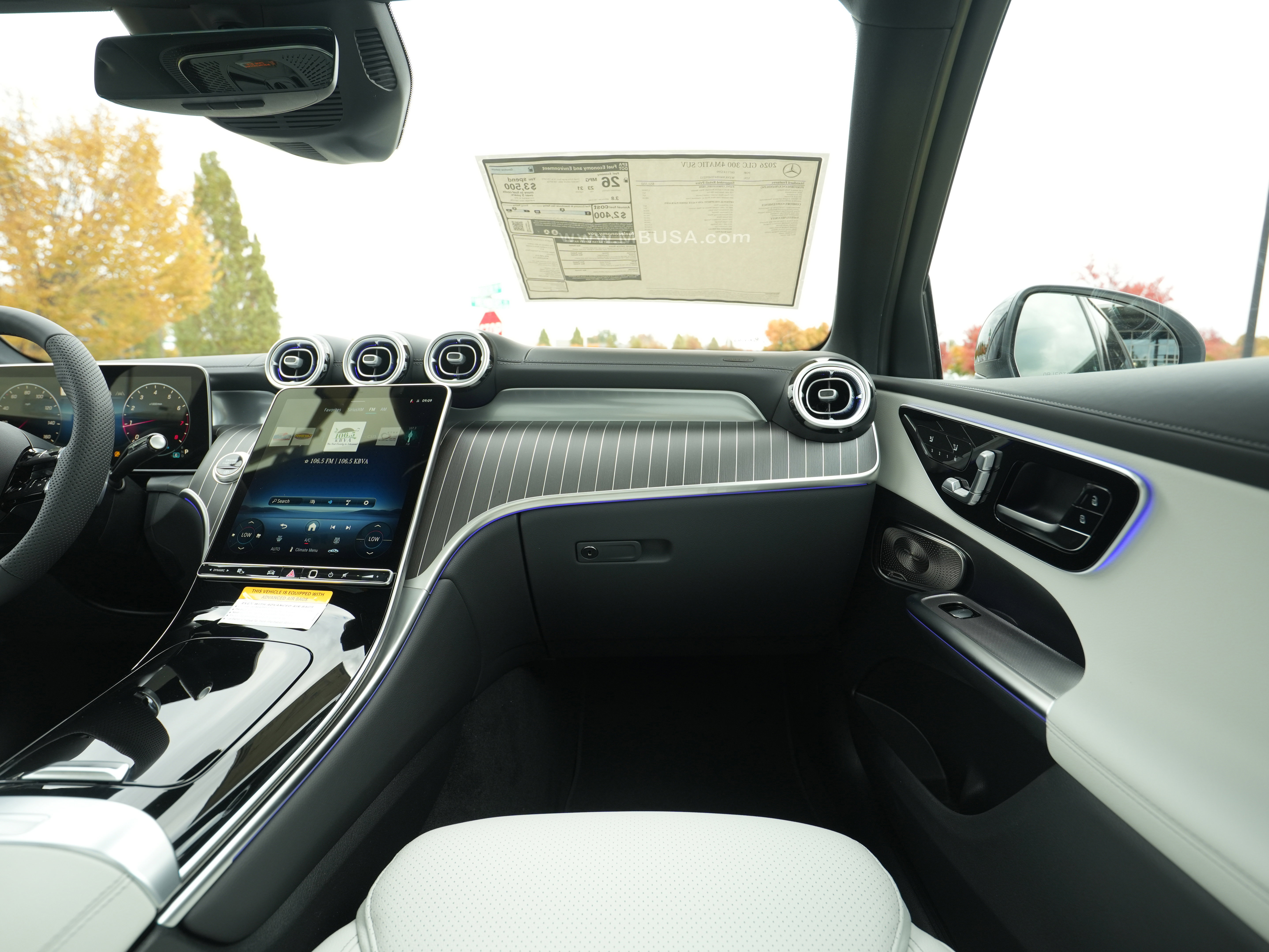 New 2026 Mercedes-Benz GLC 300 4MATIC image 24