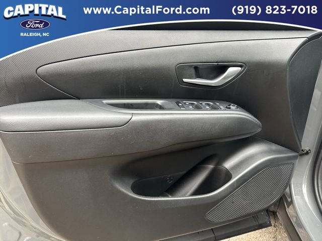 Used 2022 Hyundai Santa Cruz SEL Premium image 18