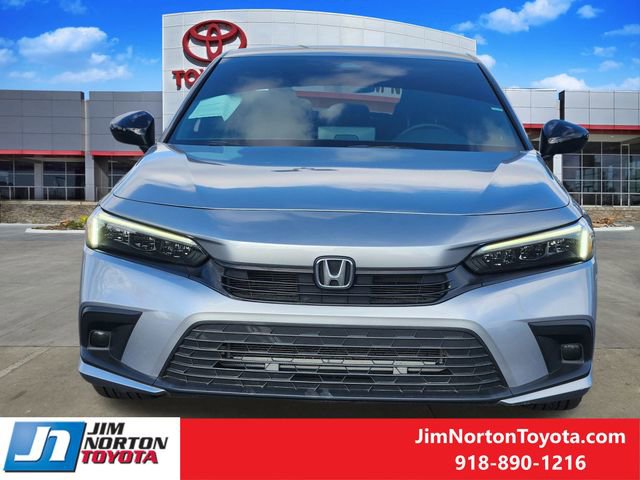 Used 2023 Honda Civic Sport image 2