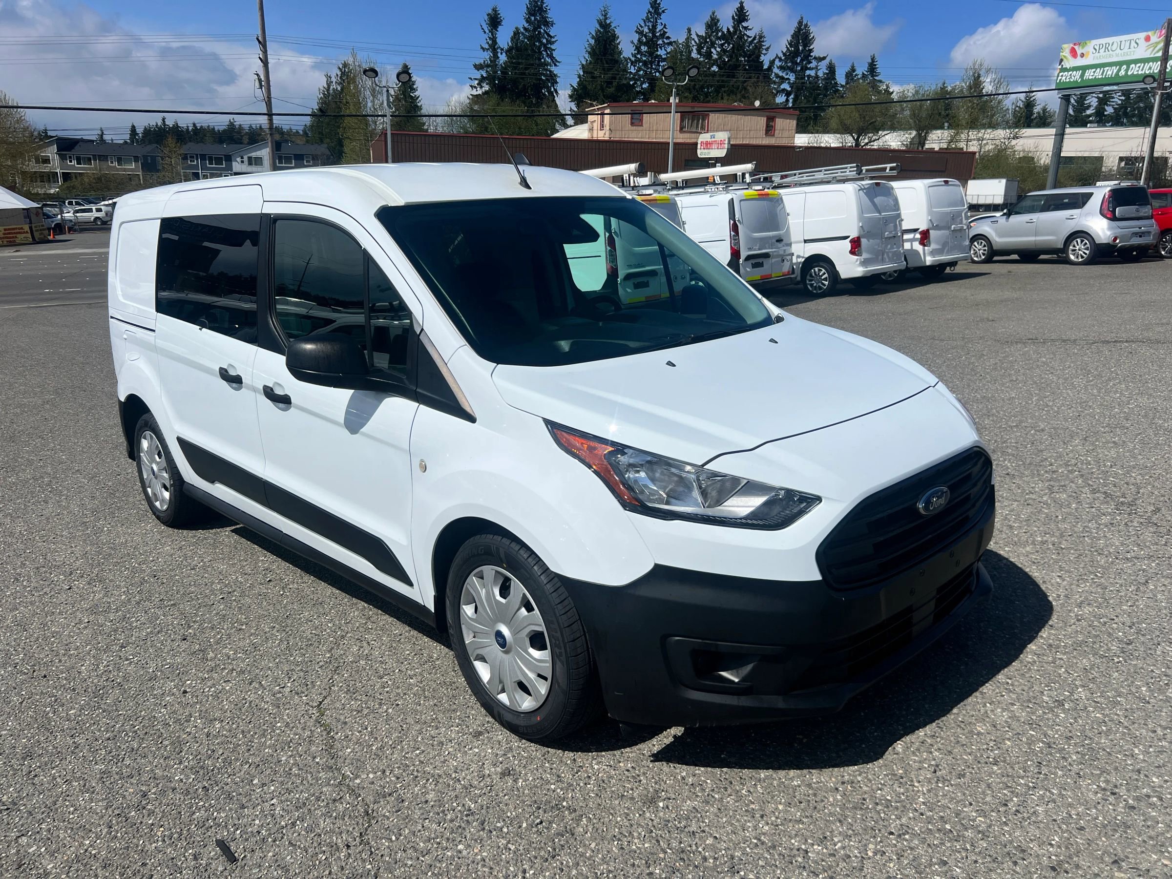 Used 2020 Ford Transit Connect XL image 3