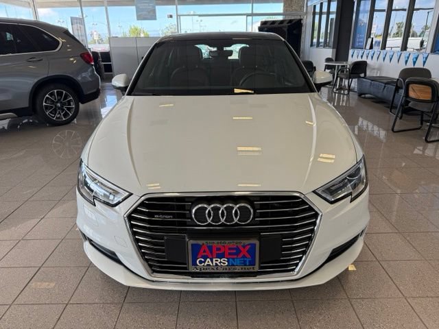 Used 2018 Audi A3 e-tron Premium FWD image 9