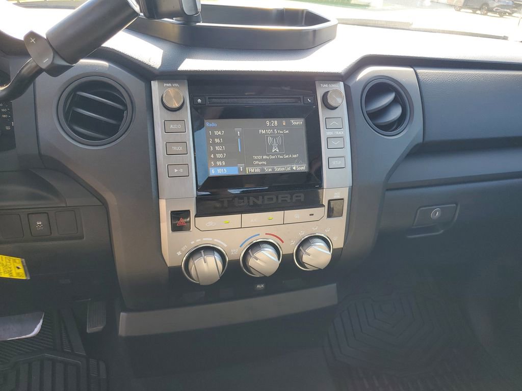 Used 2018 Toyota Tundra SR image 16