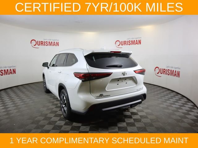 Used 2023 Toyota Highlander XLE AWD/4WD image 7
