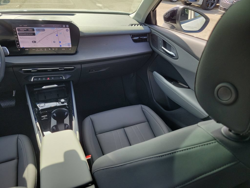 New 2026 Audi Q3 quattro 2.0T AWD/4WD image 24