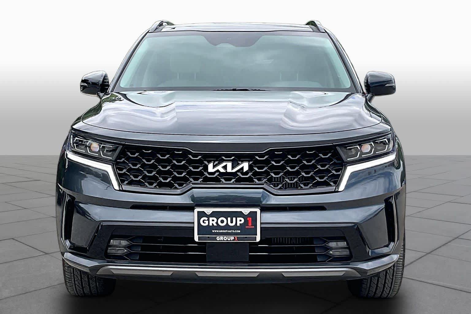 Used 2023 Kia Sorento SX AWD/4WD image 4
