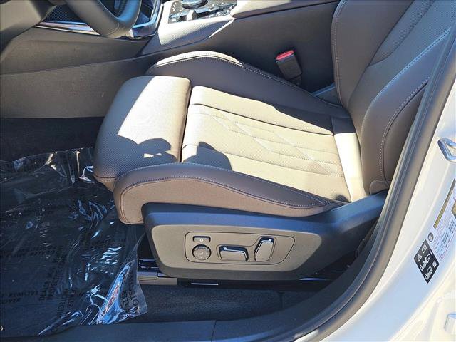 Used 2026 BMW X3 xDrive30 w/ Premium Package AWD/4WD image 4