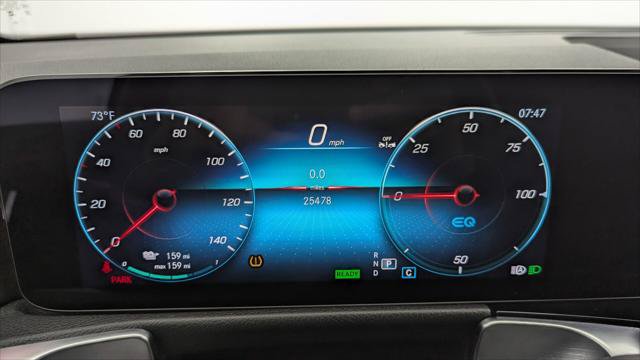 Used 2023 Mercedes-Benz EQB 300 4MATIC image 26