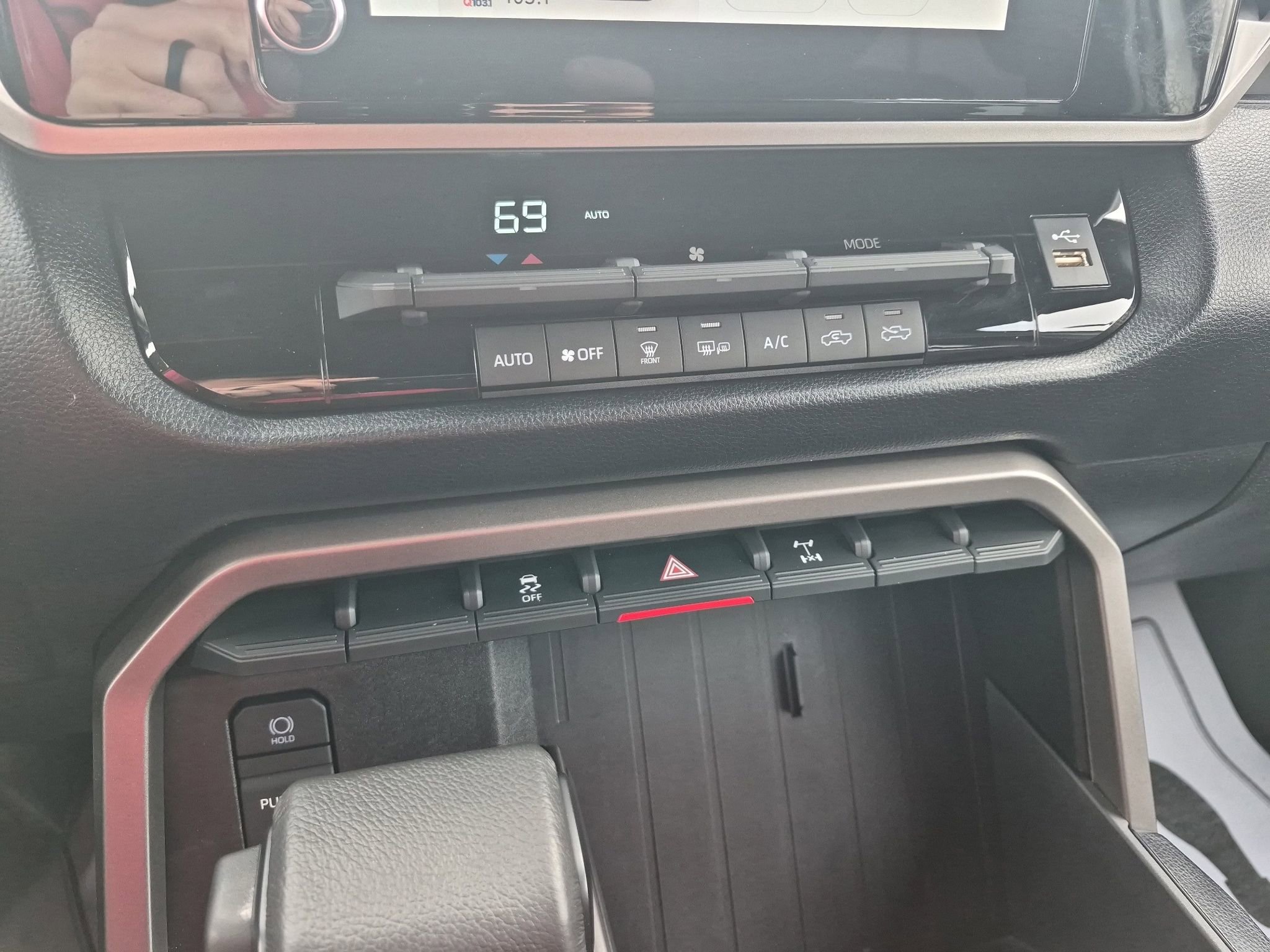 Used 2025 Toyota Tundra SR5 w/ TRD Off-Road Package image 23