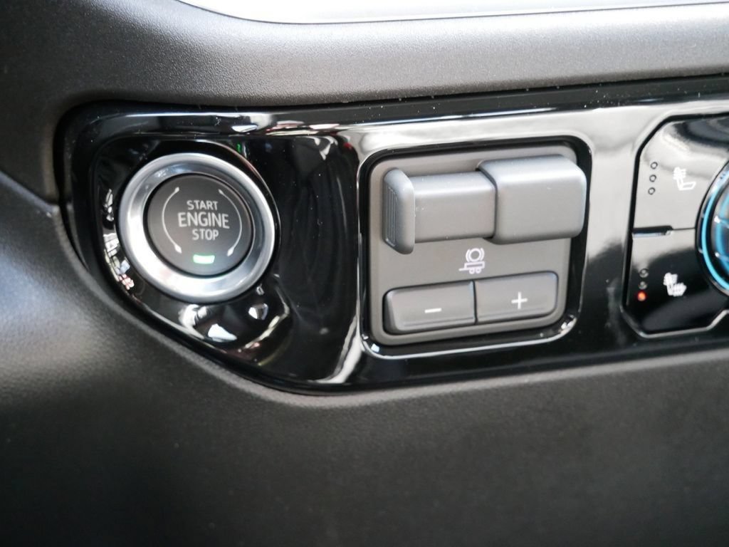New 2026 GMC Sierra 1500 SLE w/ X31 Off-Road Package AWD/4WD image 18