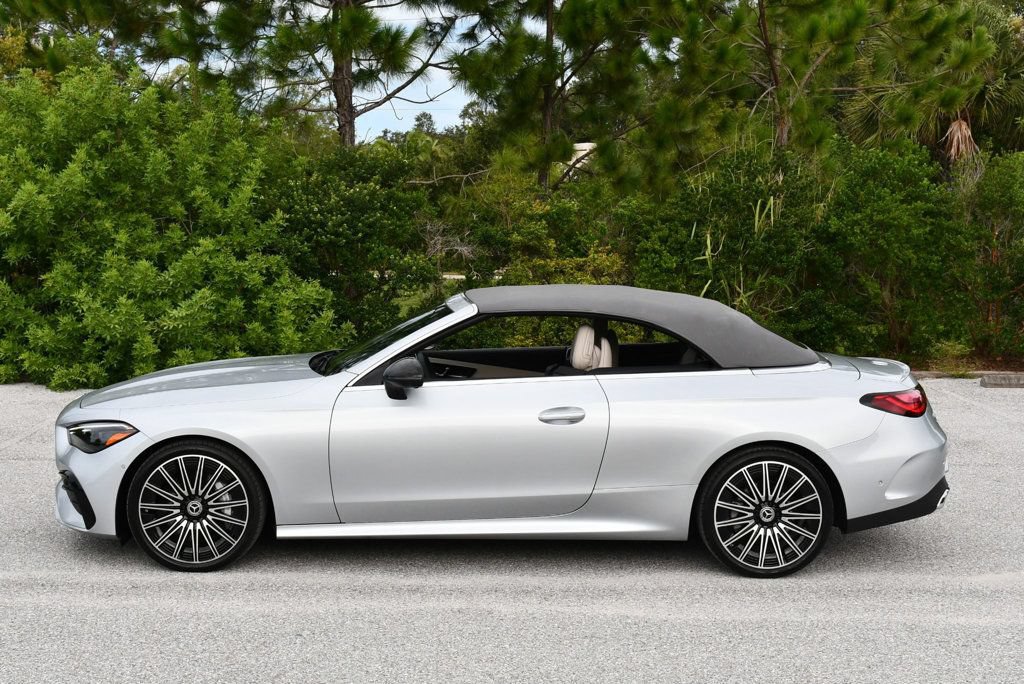Used 2026 Mercedes-Benz CLE 450 4MATIC Cabriolet image 38