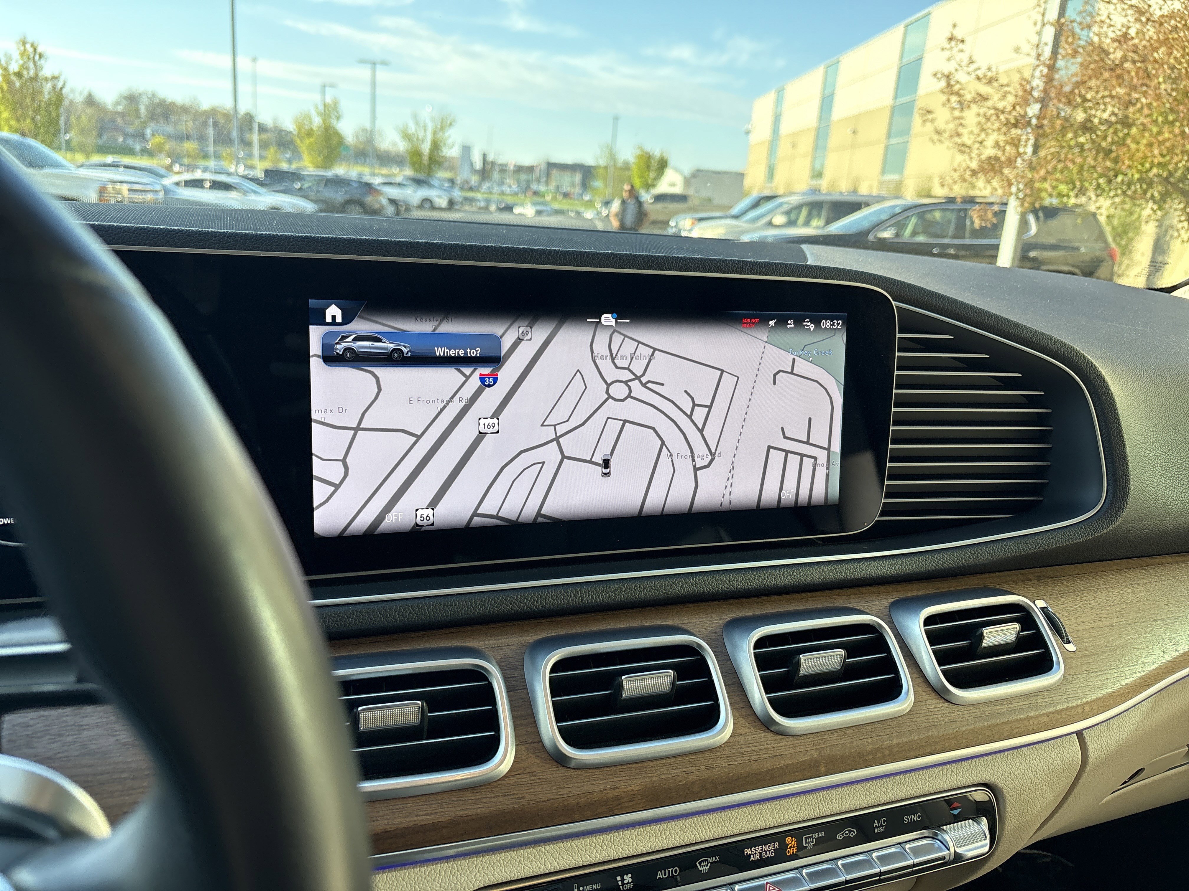 Used 2024 Mercedes-Benz GLE 350 4MATIC image 24