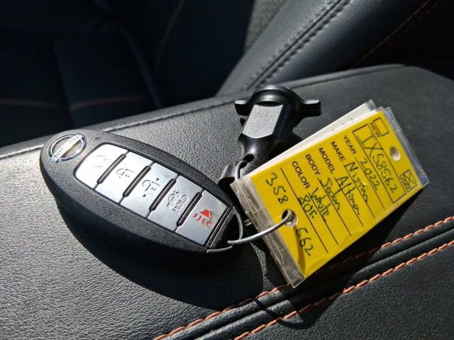 Used 2022 Nissan Altima 2.0 SR image 25