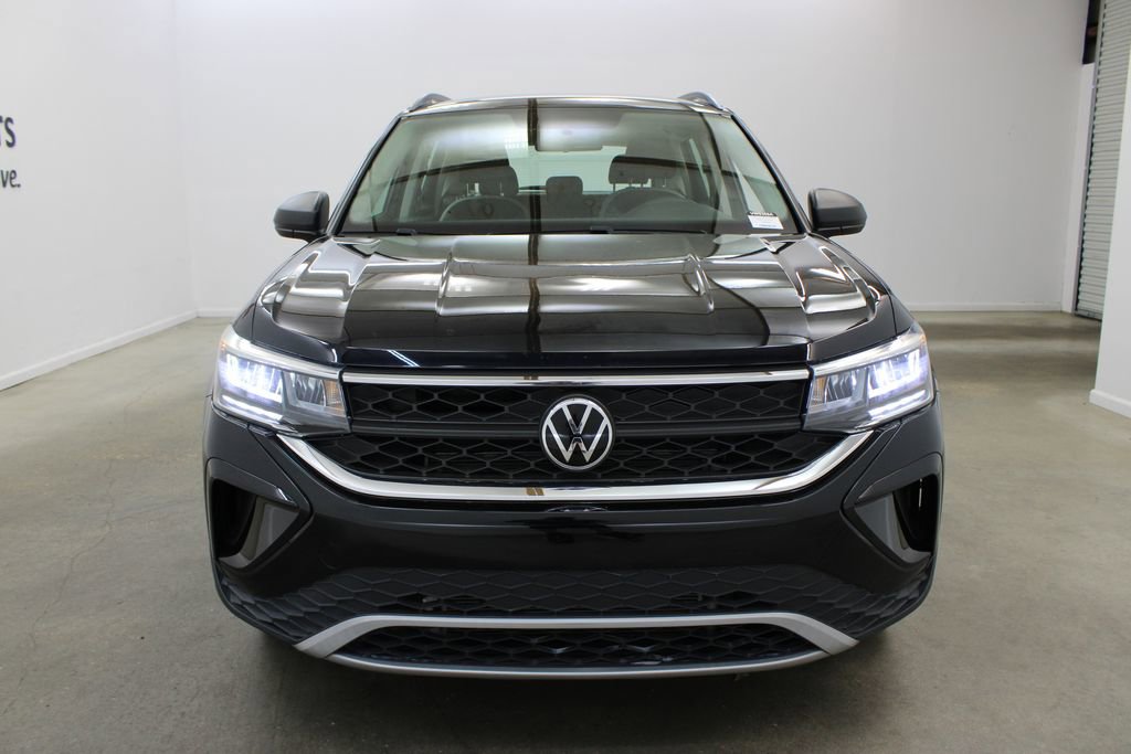 Certified 2022 Volkswagen Taos S FWD image 7