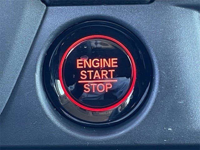 Certified 2025 Honda Pilot Touring image 21