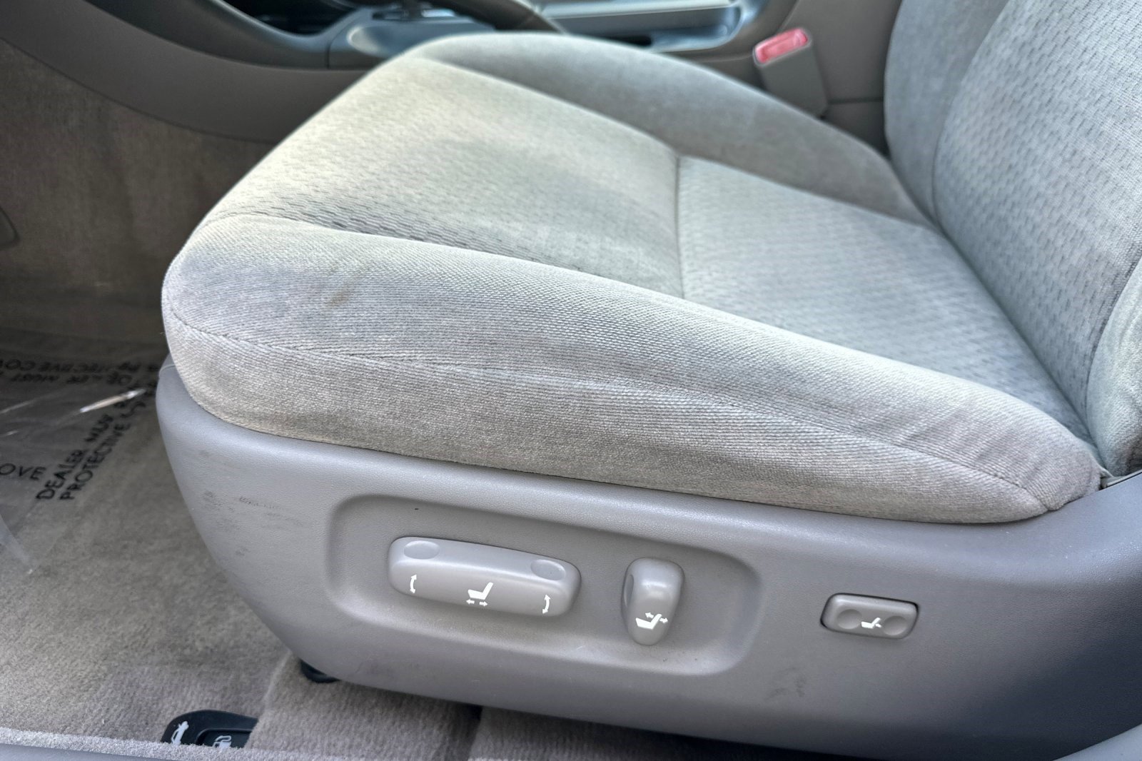 Used 2004 Toyota Camry LE image 14