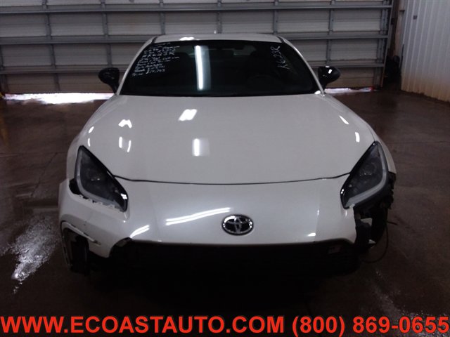 Used 2022 Toyota GR86 Premium w/ ALL Weather Mat Package (TMS) RWD image 8