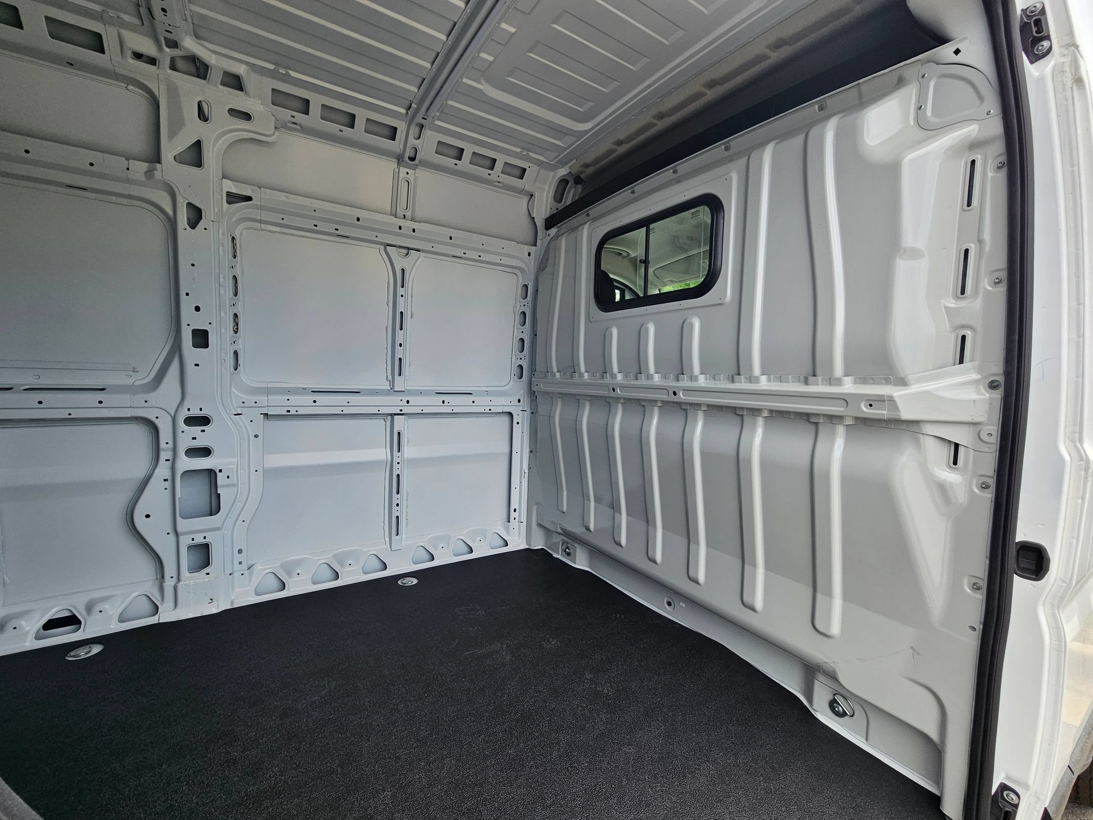 New 2026 RAM ProMaster 2500 FWD image 23