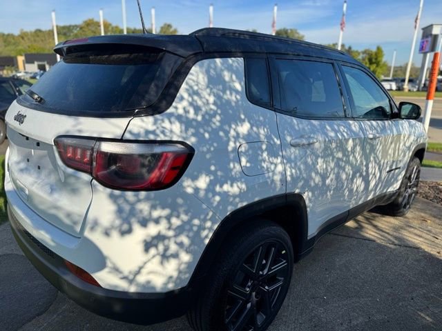 New 2026 Jeep Compass Limited image 4