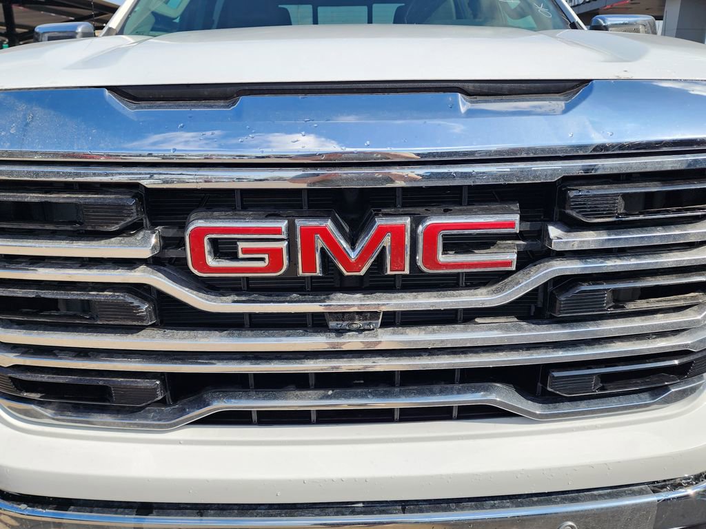 New 2026 GMC Sierra 1500 SLT image 10