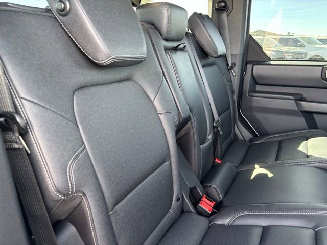 New 2026 Ford Bronco Badlands w/ Sasquatch Package image 19