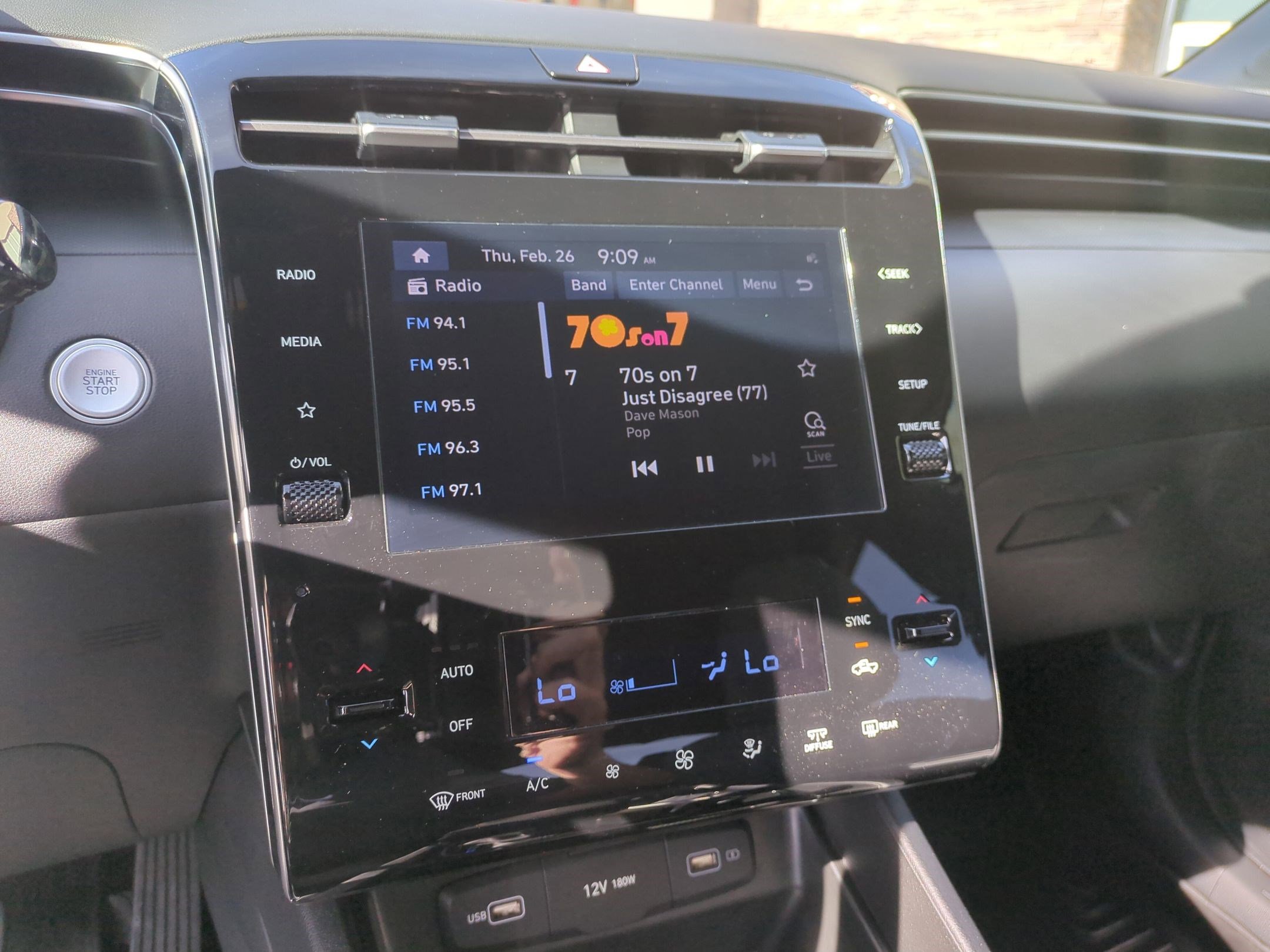 Used 2024 Hyundai Santa Cruz SEL image 18