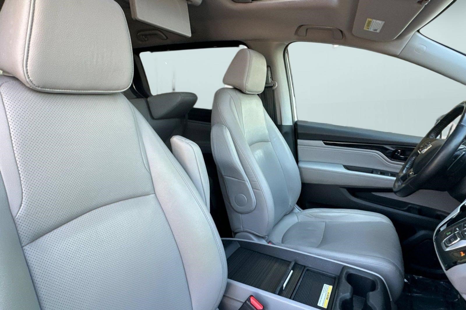 Used 2018 Honda Odyssey Elite image 27
