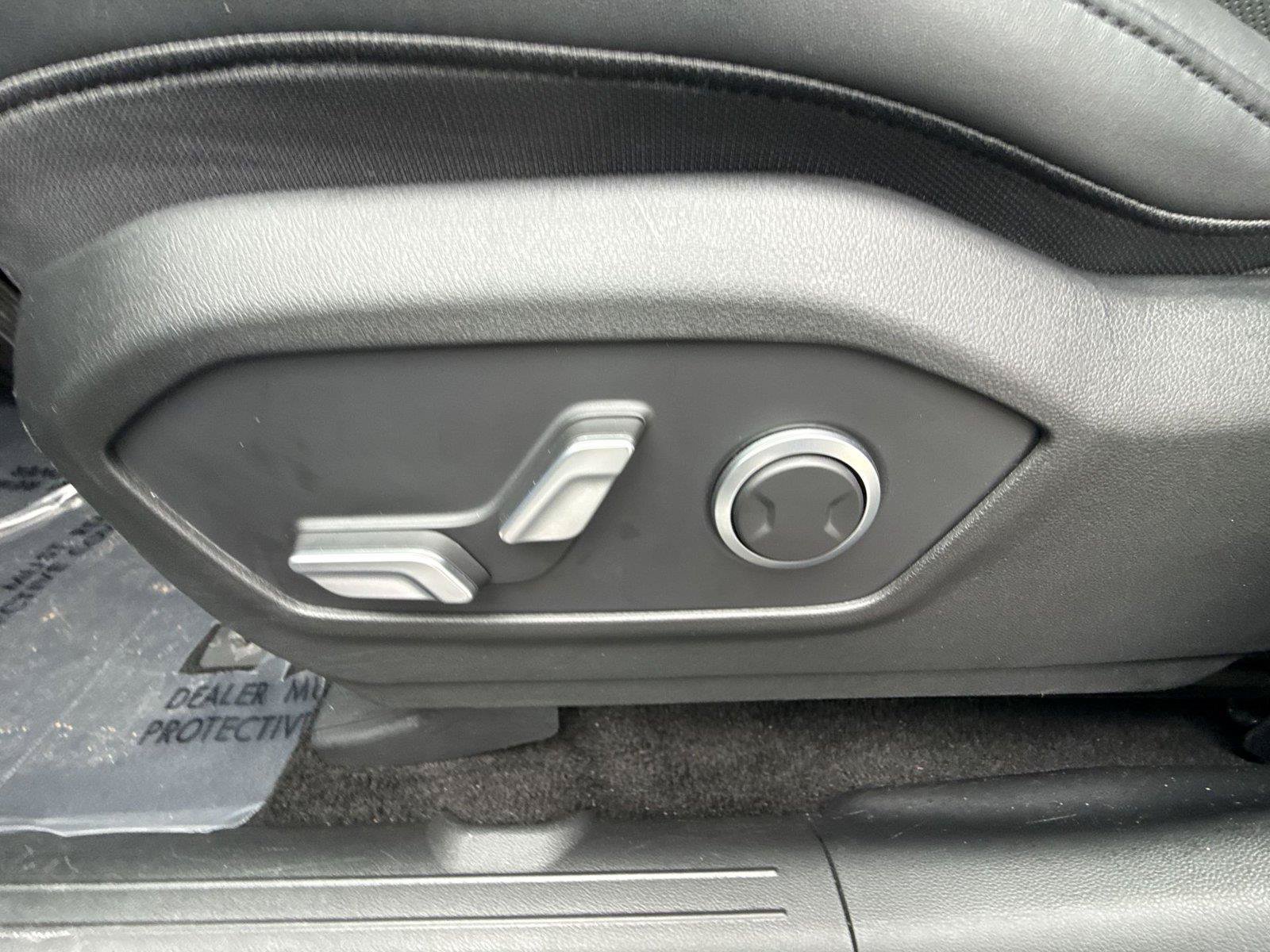 Used 2026 Hyundai Santa Fe SEL AWD/4WD image 15
