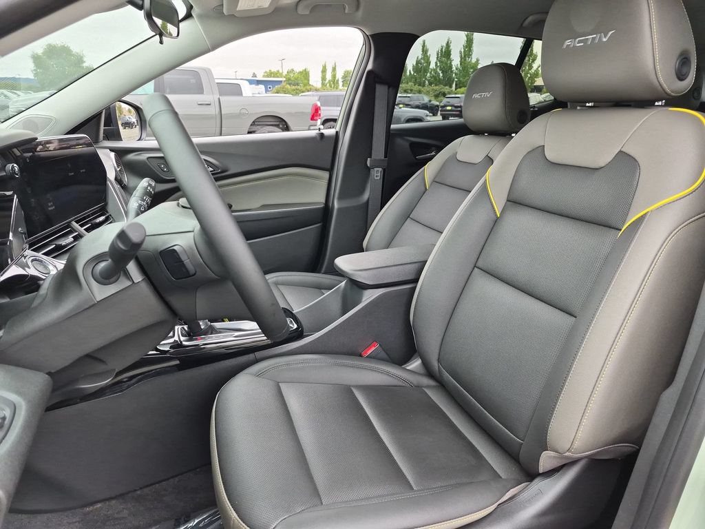 Used 2026 Chevrolet Trax ACTIV w/ Driver Confidence Package FWD image 13