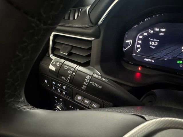 Used 2024 GMC Yukon Denali AWD/4WD image 43