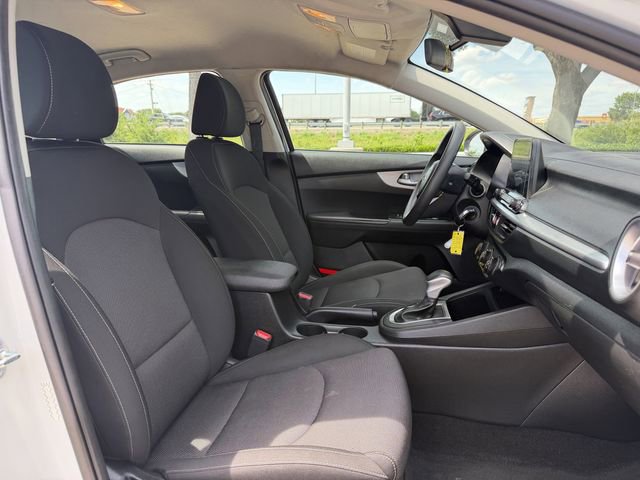 Used 2023 Kia Forte LXS FWD image 25