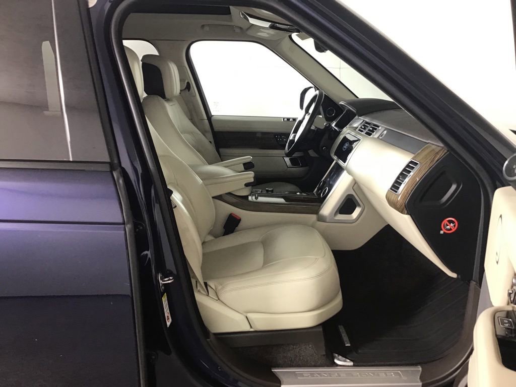 Used 2019 Land Rover Range Rover Supercharged AWD/4WD image 22