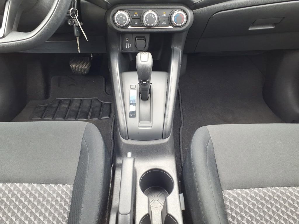 Used 2024 Nissan Versa S w/ Trunk Package image 11