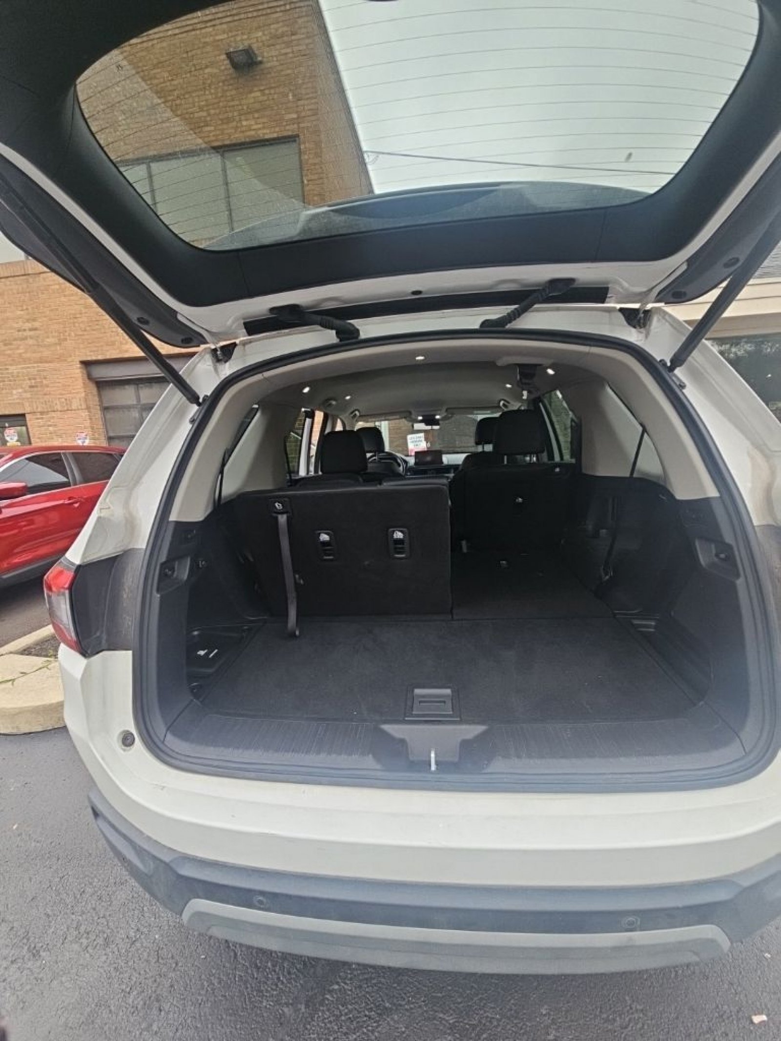 Used 2023 Honda Pilot EX-L image 6