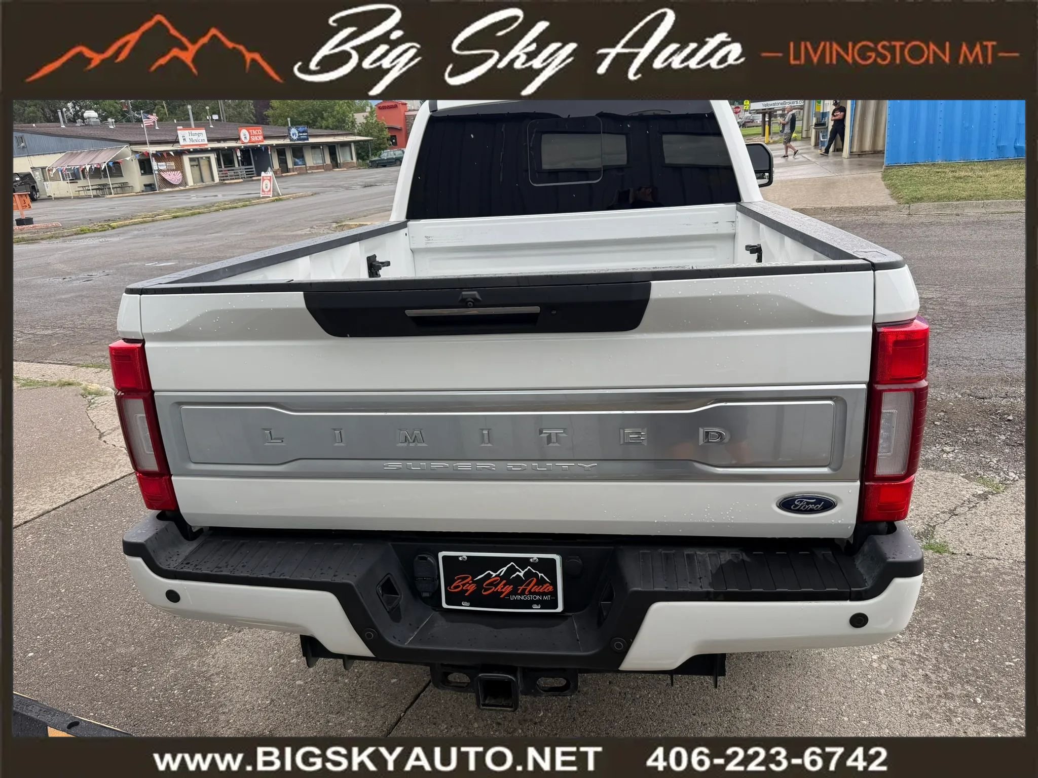 Used 2022 Ford F350 Limited w/ FX4 Off-Road Package AWD/4WD image 9