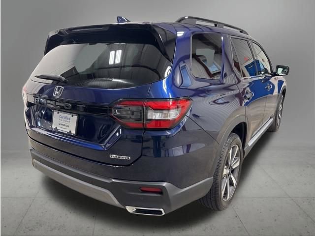 Certified 2023 Honda Pilot Touring image 6