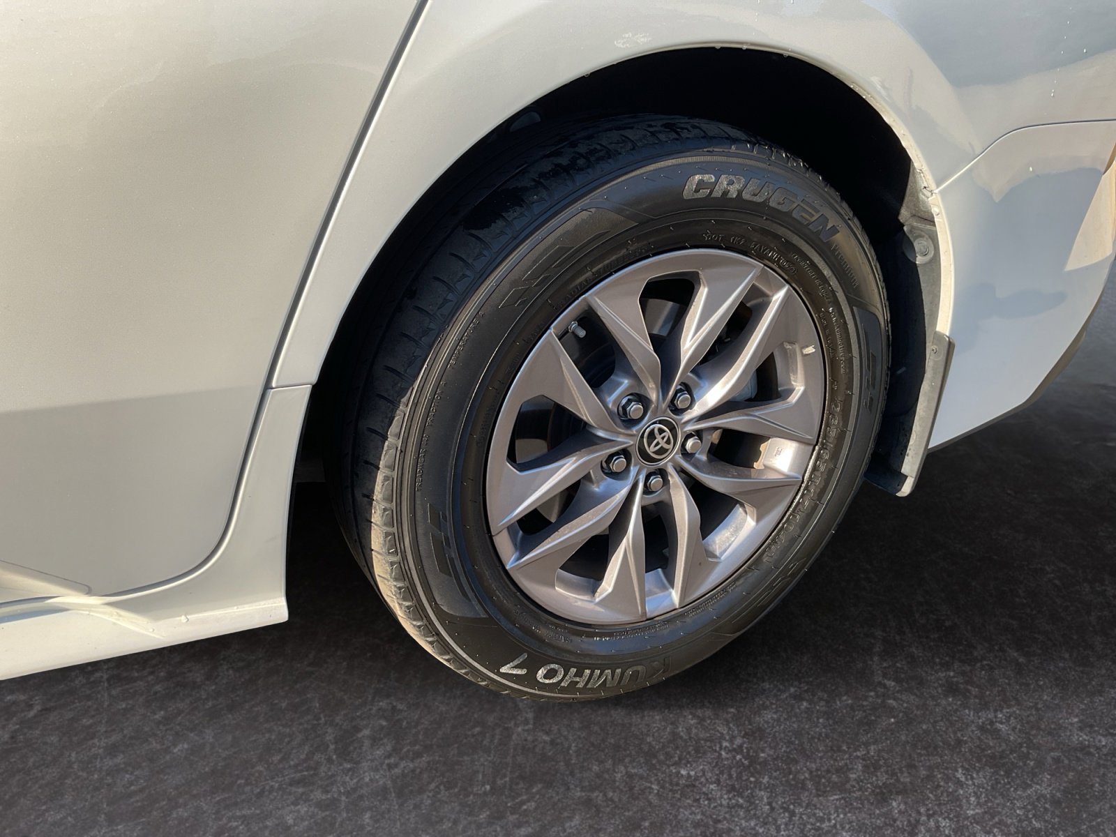 Used 2021 Toyota Sienna XLE w/ XLE Plus Package image 10