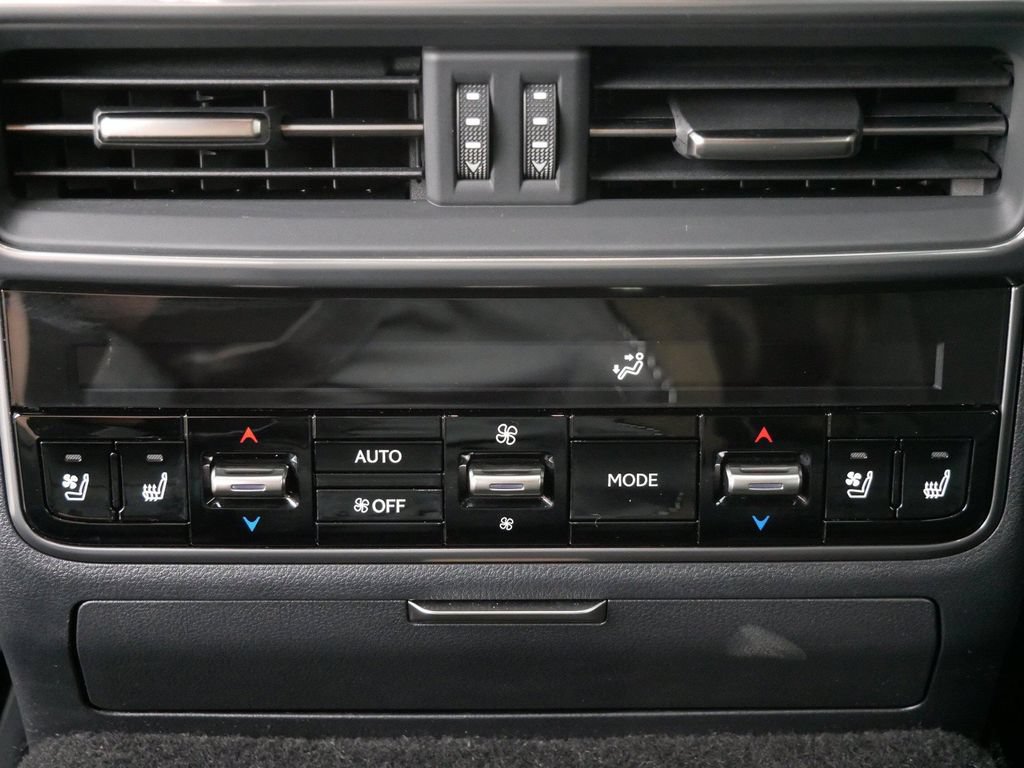 Certified 2025 Lexus LX 700h Luxury w/ Appearance Package AWD/4WD image 13
