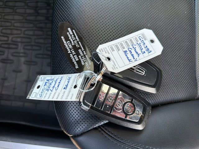 Used 2023 Lincoln Corsair Reserve w/ Equipment Group 201A image 33