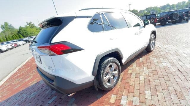 Used 2024 Toyota RAV4 XLE w/ Convenience Package AWD/4WD image 9
