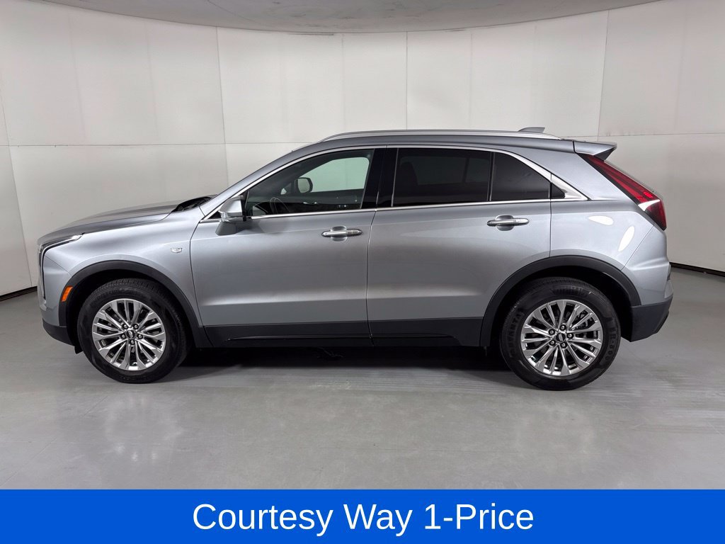Used 2024 Cadillac XT4 Premium Luxury FWD image 6