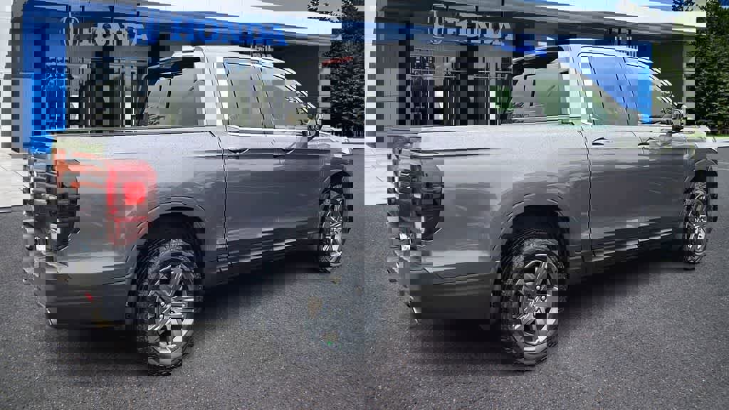Certified 2023 Honda Ridgeline RTL image 8