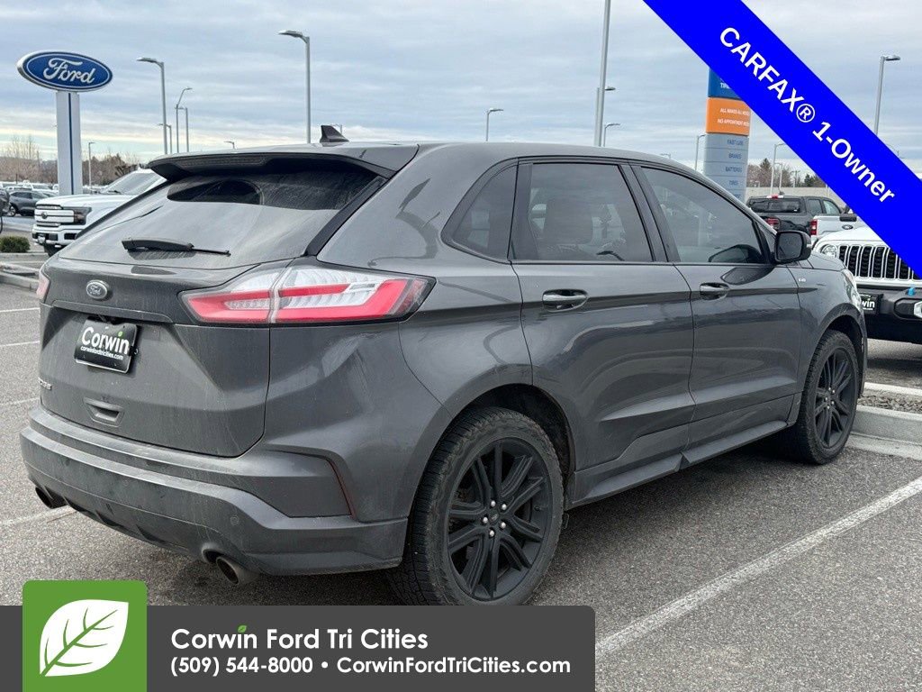Used 2020 Ford Edge ST-Line w/ Cold Weather Package image 10