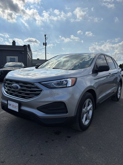 Used 2021 Ford Edge SE image 3