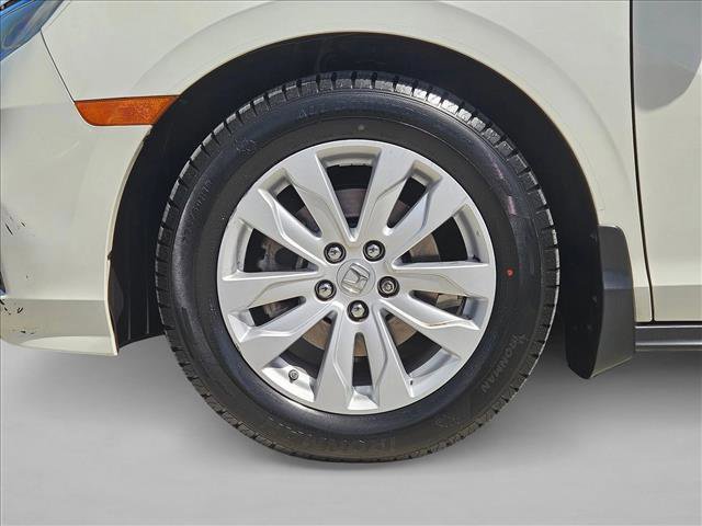Used 2018 Honda Odyssey LX image 23