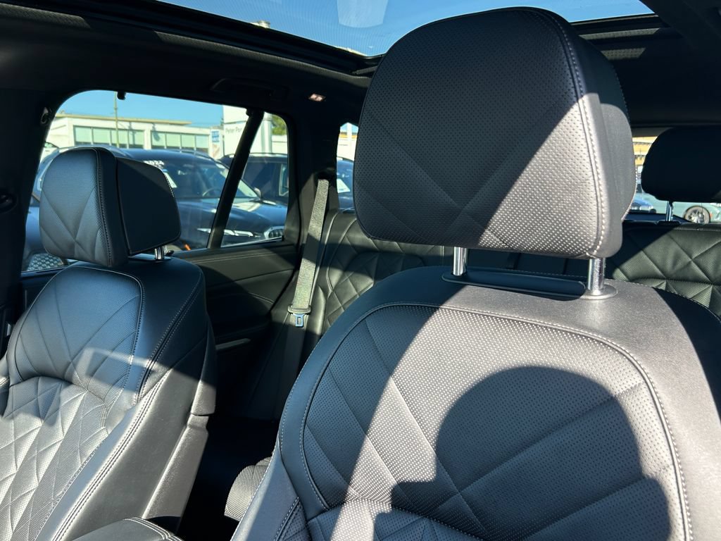 Used 2024 BMW X5 M60i AWD/4WD image 14