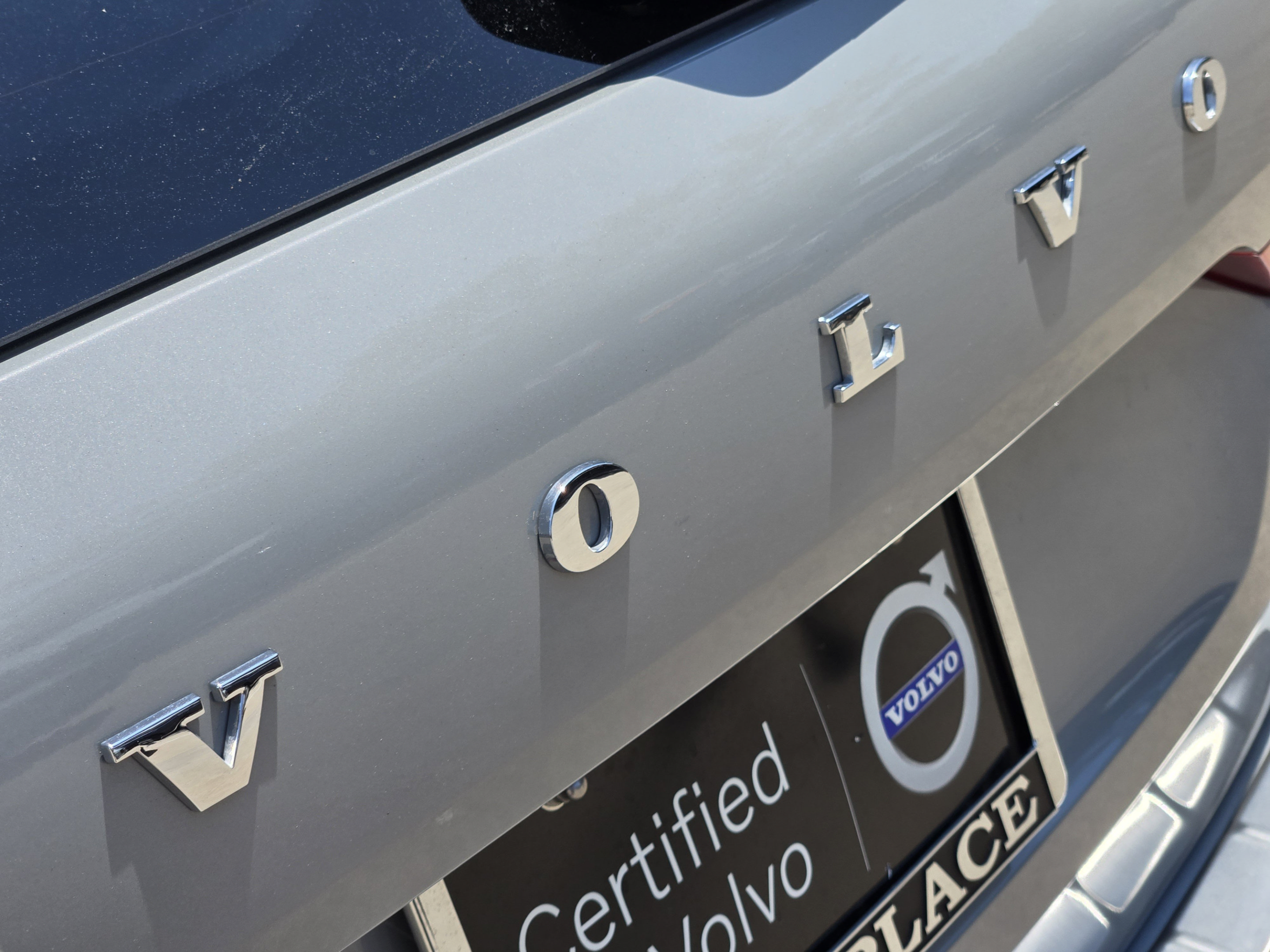 Certified 2026 Volvo XC60 B5 Plus w/ Protection Package Premier AWD/4WD image 39