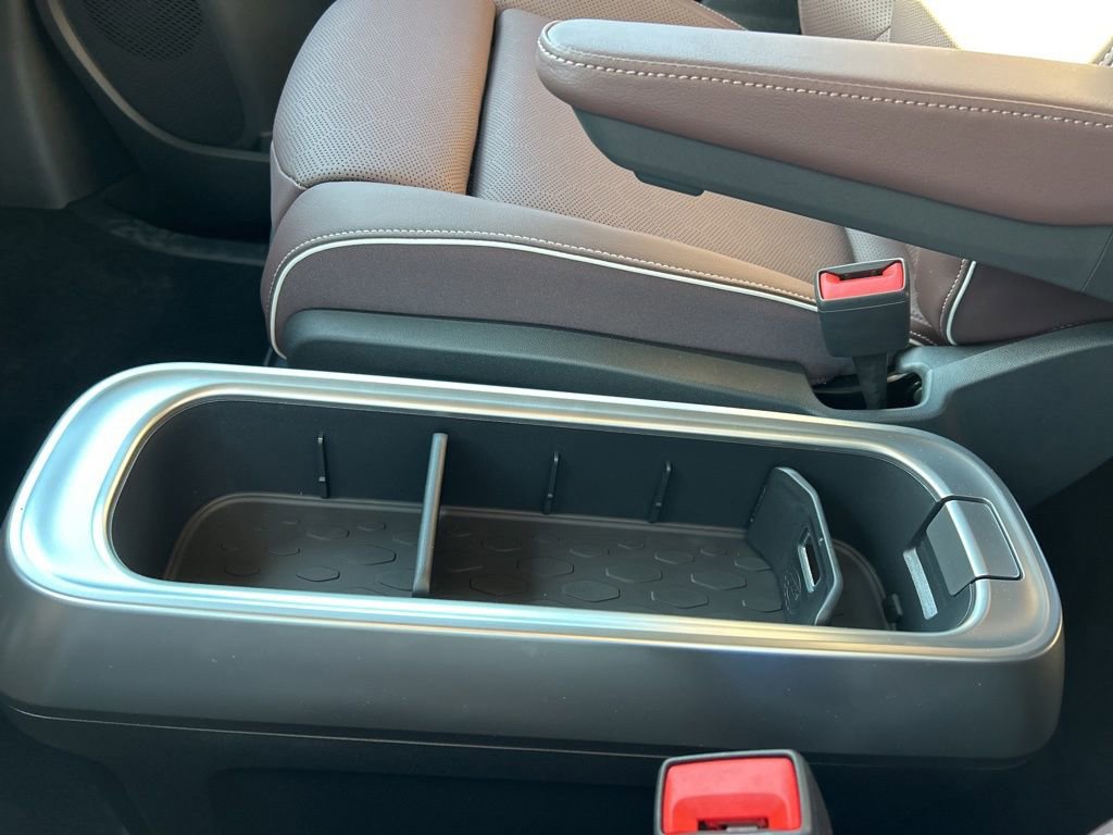 New 2025 Volkswagen ID. Buzz Pro S image 36