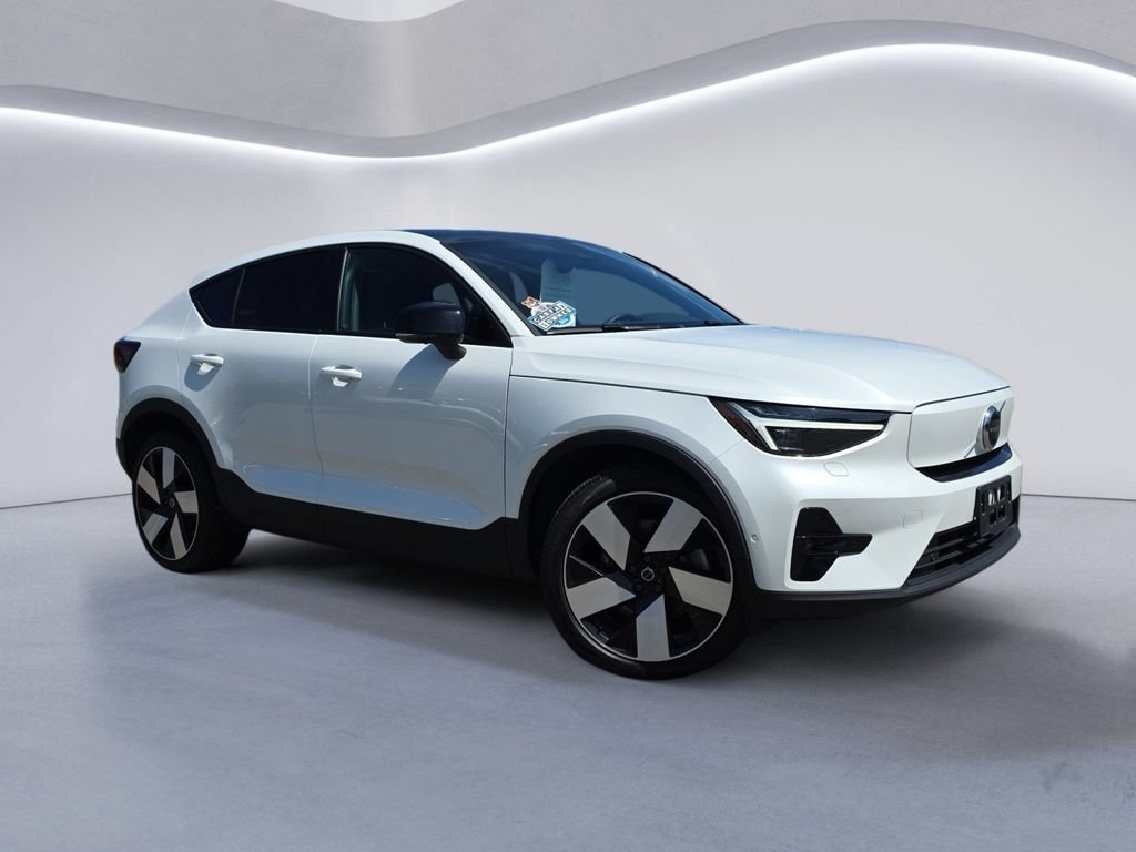 Used 2023 Volvo C40 P8 Recharge Ultimate AWD/4WD image 2