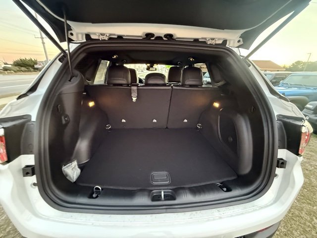 New 2026 Jeep Compass Trailhawk image 9