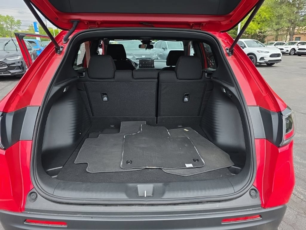 Certified 2025 Honda HR-V Sport image 21